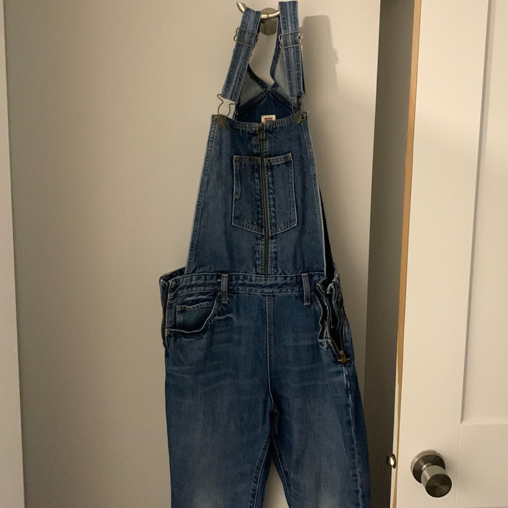 Levi’s overalls